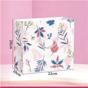 Borża tar-rigal tal-karta stampata apposta